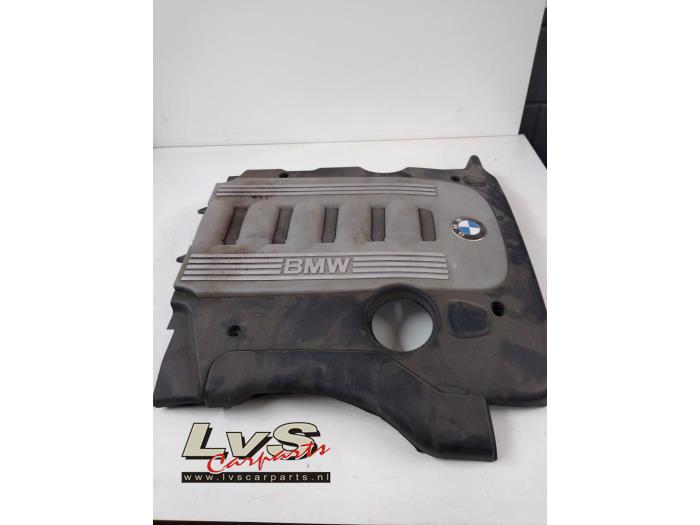 BMW 5-Serie Engine cover
