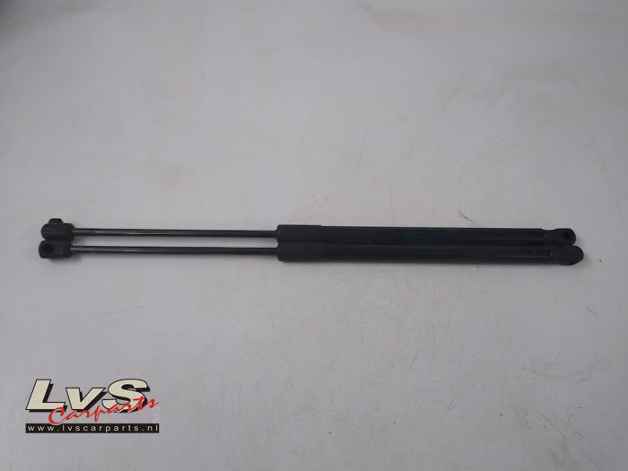Opel Astra Set of gas struts for boot