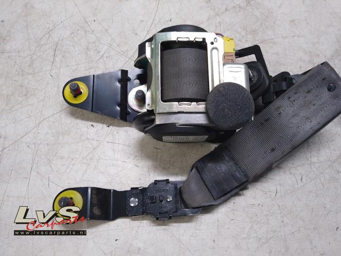 Volvo XC90 Rear seatbelt, right