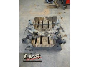 Gebruikte Subframe Mercedes Vito (639.6) 2.2 111 CDI 16V Prijs € 175,00 Margeregeling aangeboden door LvS Carparts
