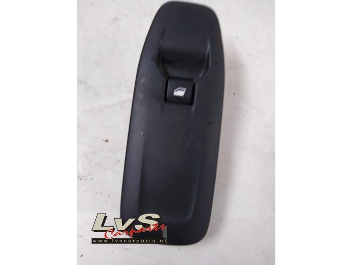 Peugeot 2008 Electric window switch