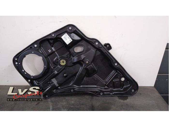 Volkswagen Tiguan Rear door window mechanism 4-door, right