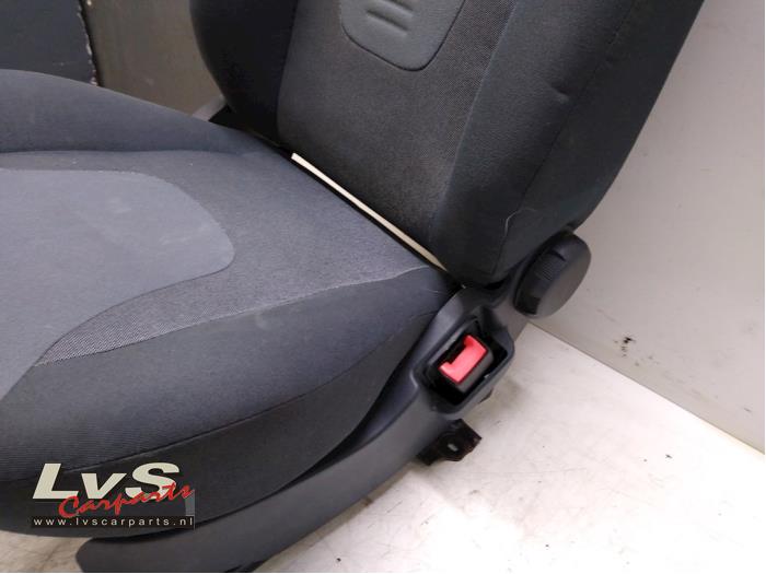 Ford KA Stoel rechts | LvS Carparts