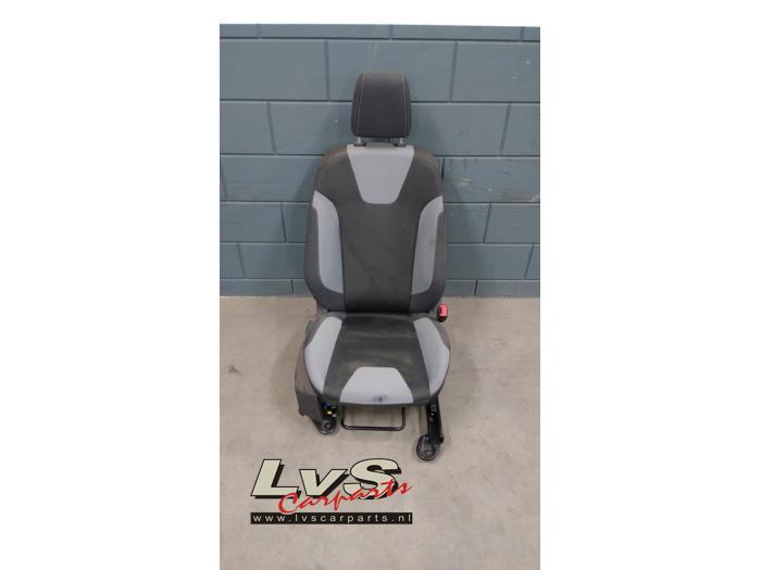 Ford Focus Seat, right