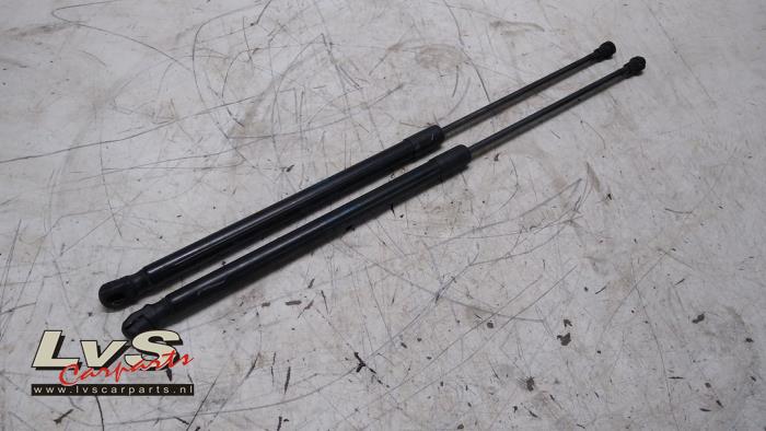 Seat Ibiza Set of gas struts for boot