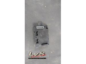 Gebruikte Bodycontrol Module Renault Twingo III (AH) 1.0 SCe 70 12V Prijs € 85,00 Margeregeling aangeboden door LvS Carparts