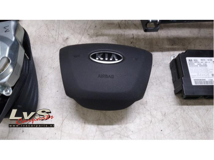 Kia rio airbag