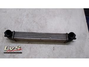 Gebruikte Intercooler Fiat Doblo Cargo (223) 1.3 D 16V Multijet DPF Prijs € 90,75 Inclusief btw aangeboden door LvS Carparts