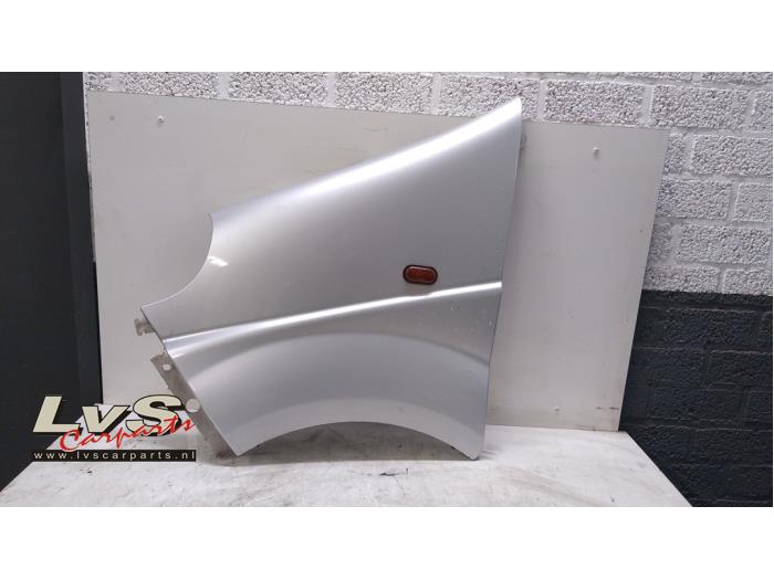 Renault Trafic Front wing, left