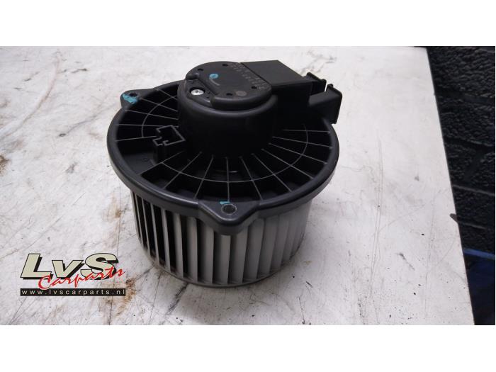Daihatsu Sirion Heating and ventilation fan motor