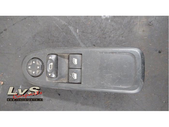 Peugeot 308 Electric window switch