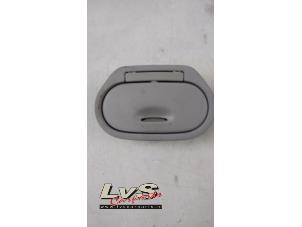 Gebruikte Diversen Renault Grand Scénic III (JZ) Prijs € 15,00 Margeregeling aangeboden door LvS Carparts