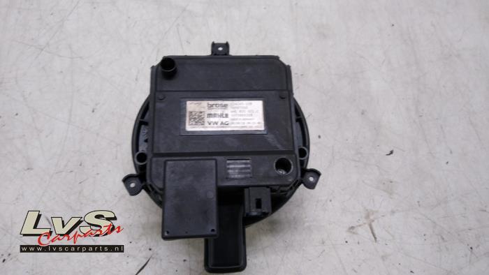Audi A4 Heating and ventilation fan motor