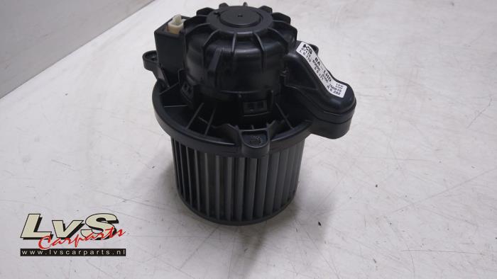 Chaufage Ventilatiemotor van een Hyundai i10 (B5) 1.0 12V 2015
