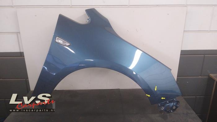 Opel Astra Front wing, right