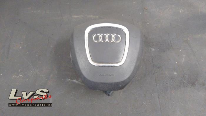 Audi A6 Left airbag (steering wheel)