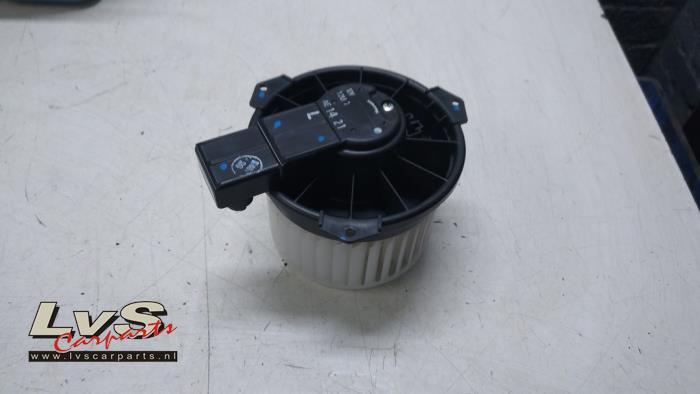 Mitsubishi Space Star Heating and ventilation fan motor