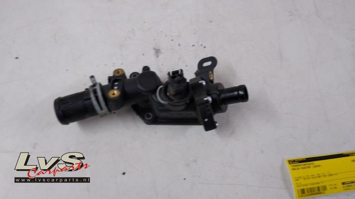 Dacia Duster Thermostat housing