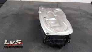 Gebruikte Luchtfilterhuis Mercedes E (W212) E-220 CDI 16V BlueEfficiency,BlueTEC Prijs € 35,00 Margeregeling aangeboden door LvS Carparts