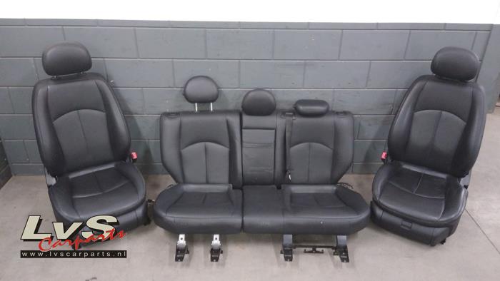 Mercedes E-Klasse Set of upholstery (complete)