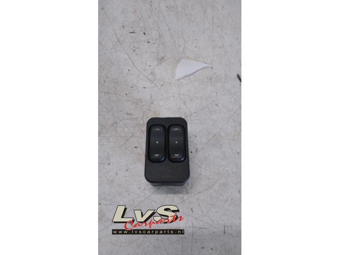 Opel Meriva Electric window switch