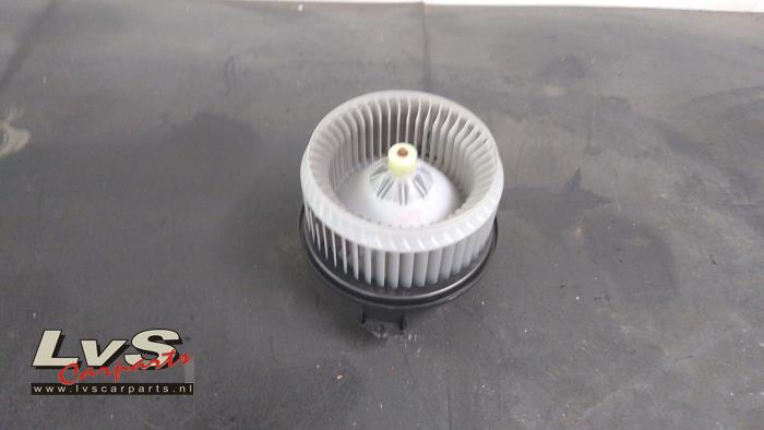Toyota Auris Heating and ventilation fan motor