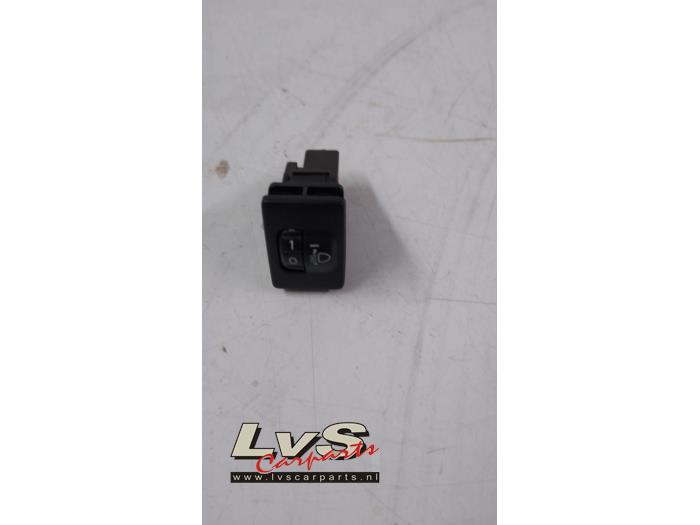Toyota Auris Height control switch