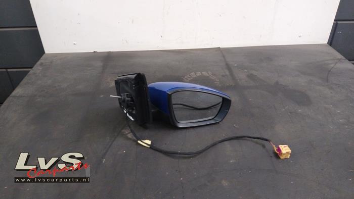 Volkswagen Polo Wing mirror, right