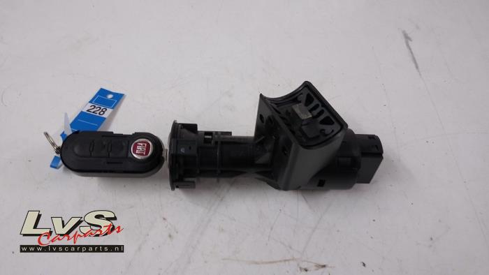 Fiat 500 Ignition lock + key