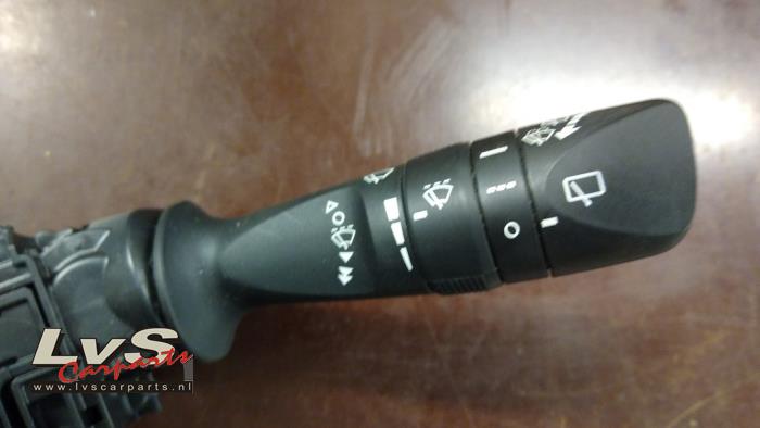 Schakelaar Stuurkolom (licht) van een Lexus IS (E3) 300h 2.5 16V 2014