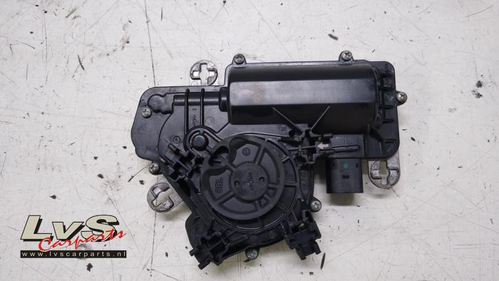 Audi A4 Motor for power tailgate closer