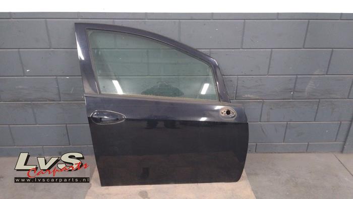 Fiat Punto Front door 4-door, right