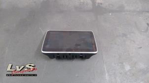 Gebruikte Display Multi Media regelunit Mercedes A (W176) 1.5 A-180 CDI, A-180d 16V Prijs € 250,00 Margeregeling aangeboden door LvS Carparts