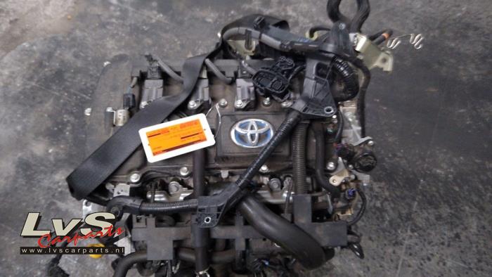 Toyota C-HR Engine