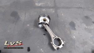 Gebruikte Zuiger Volkswagen Golf VI (5K1) 1.6 TDI 16V Prijs € 50,00 Margeregeling aangeboden door LvS Carparts