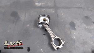 Gebruikte Zuiger Volkswagen Golf VI (5K1) 1.6 TDI 16V Prijs € 50,00 Margeregeling aangeboden door LvS Carparts