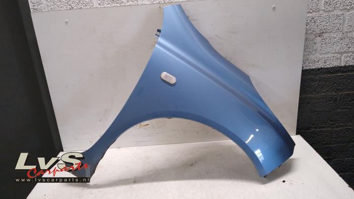 Nissan Micra Front wing, right