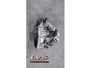 Gebruikte Versnellingsbak Jeep Compass II (MP) 1.6 D 16V Multijet II Prijs € 550,00 Margeregeling aangeboden door LvS Carparts