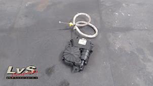 Gebruikte Achterklep motor BMW 4 serie Gran Coupe (F36) 418d 2.0 16V Prijs € 50,00 Margeregeling aangeboden door LvS Carparts