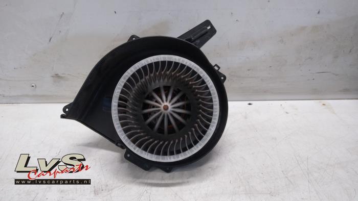 Skoda Fabia Heating and ventilation fan motor