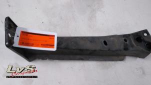Gebruikte Subframe Fiat 500 (312) 0.9 TwinAir 65 Prijs € 25,00 Margeregeling aangeboden door LvS Carparts