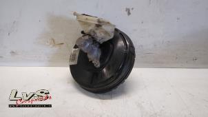 Gebruikte Rembooster Peugeot Partner Tepee (7A/B/C/D/E/F/G/J/P/S) 1.2 12V e-THP PureTech 110 Prijs € 90,00 Margeregeling aangeboden door LvS Carparts