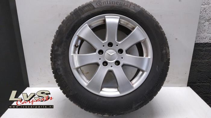 Mercedes E-Klasse Wheel + winter tyre