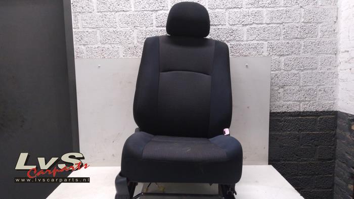Daihatsu Terios Seat, right