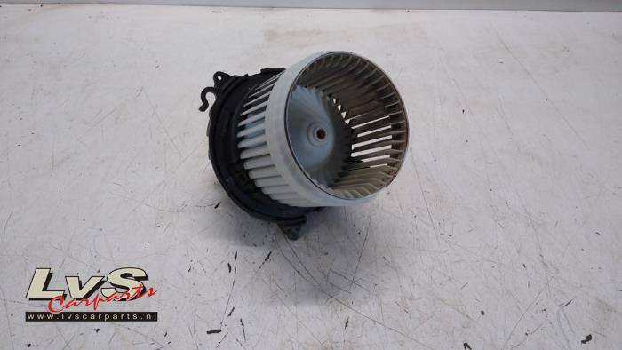 Dacia Dokker Heating and ventilation fan motor