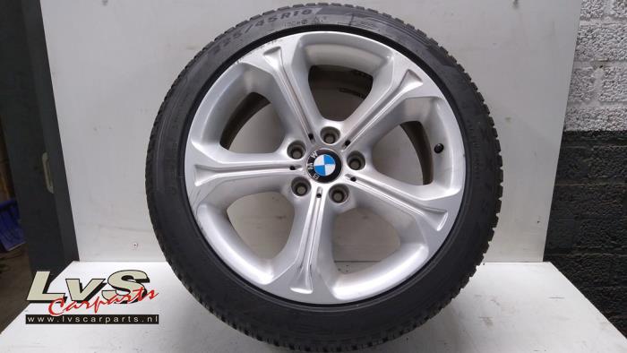 BMW X1 Jante + pneumatique