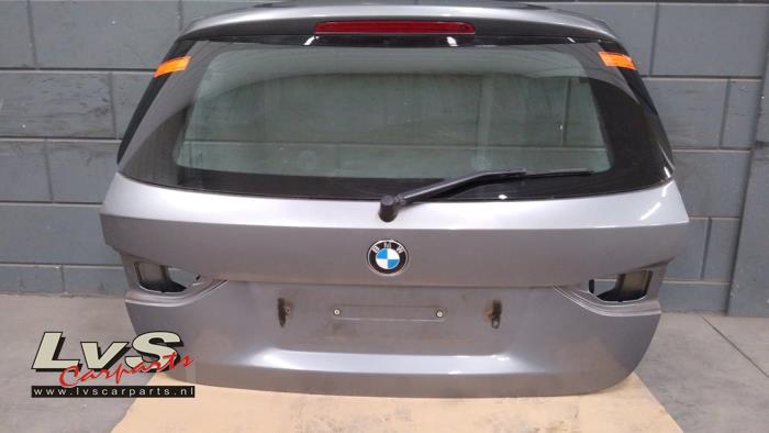 BMW X1 Tailgate