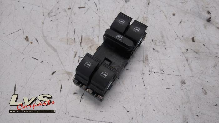 Volkswagen Polo Electric window switch