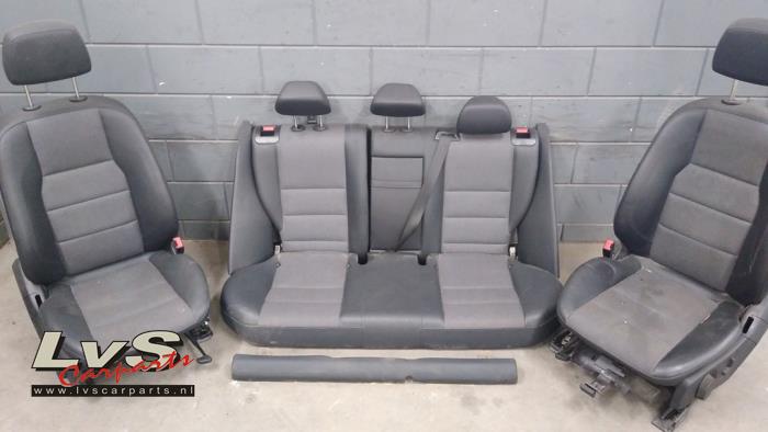 Mercedes C-Klasse Set of upholstery (complete)