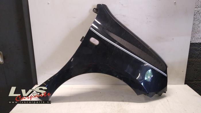 Renault Twingo Front wing, right